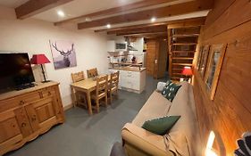 LE CHARDON Bel appartement avec terrasse dans vieille ferme de montagne rénovée